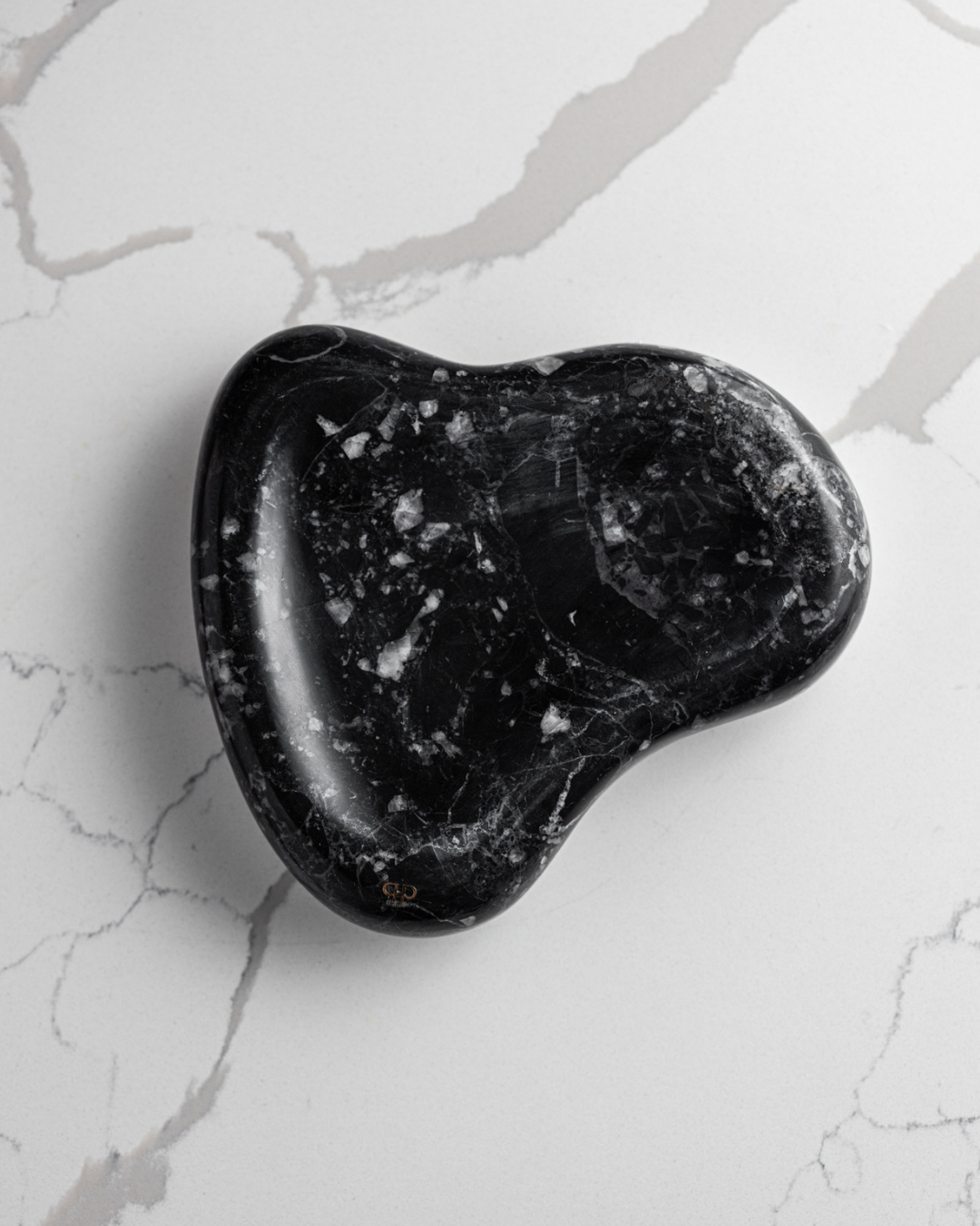 Adorno Le Iris - Nero Marquina & Carrara