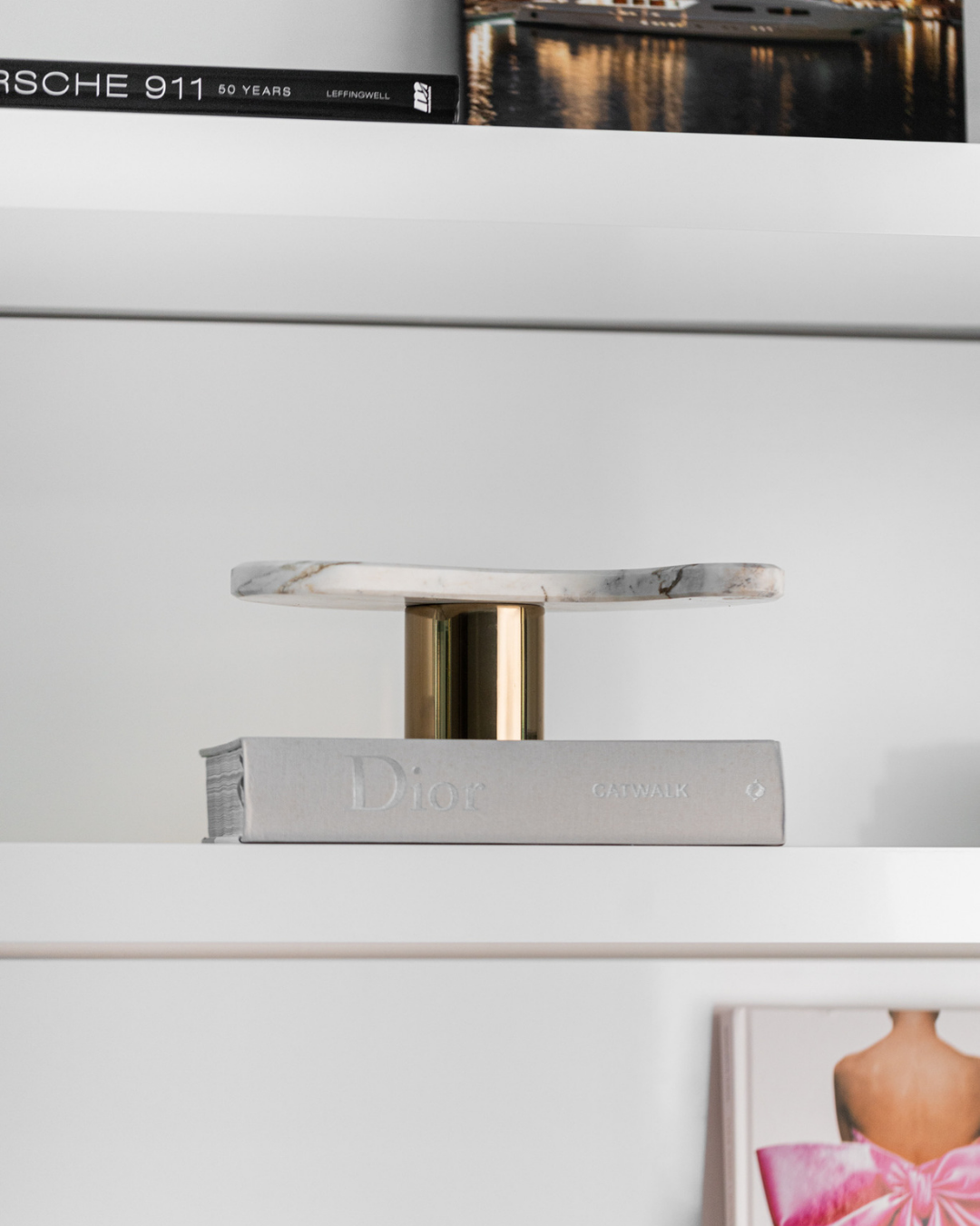Escultura Curves - Calacata Gold