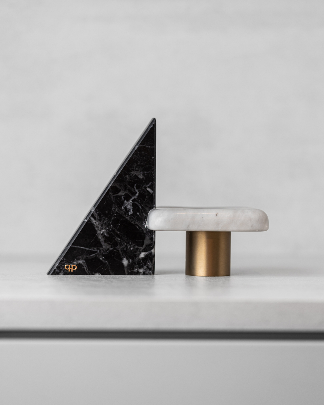 Escultura Le Iris - Nero Marquina