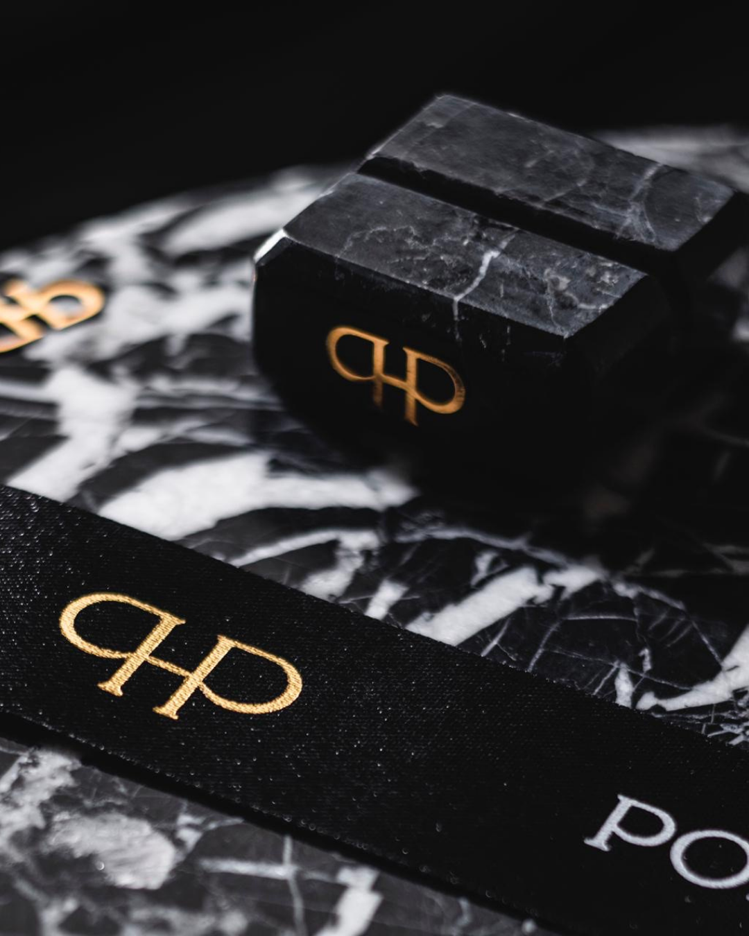 Placement - Nero Marquina