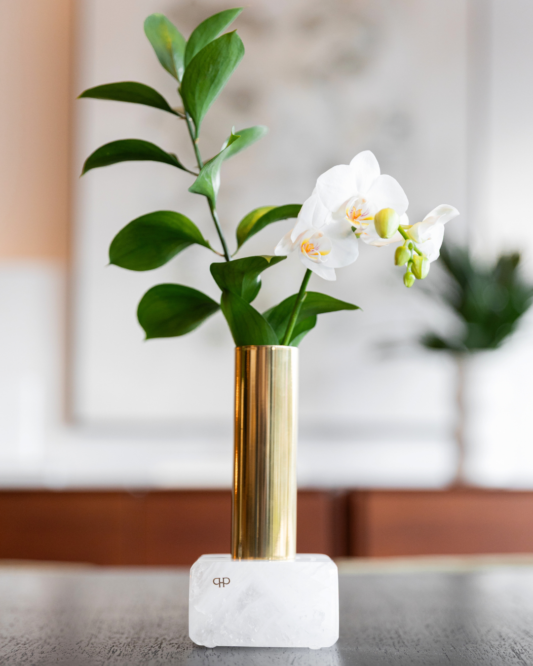 Vaso Solitário Dourado - Quartzo Branco
